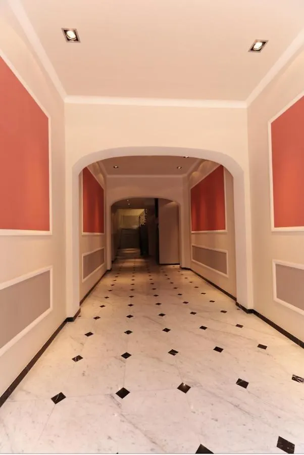 Ferienwohnung 110 M2 Golden Square, Renovated, 20Metres Croisette, Parking Private Cannes Apartment