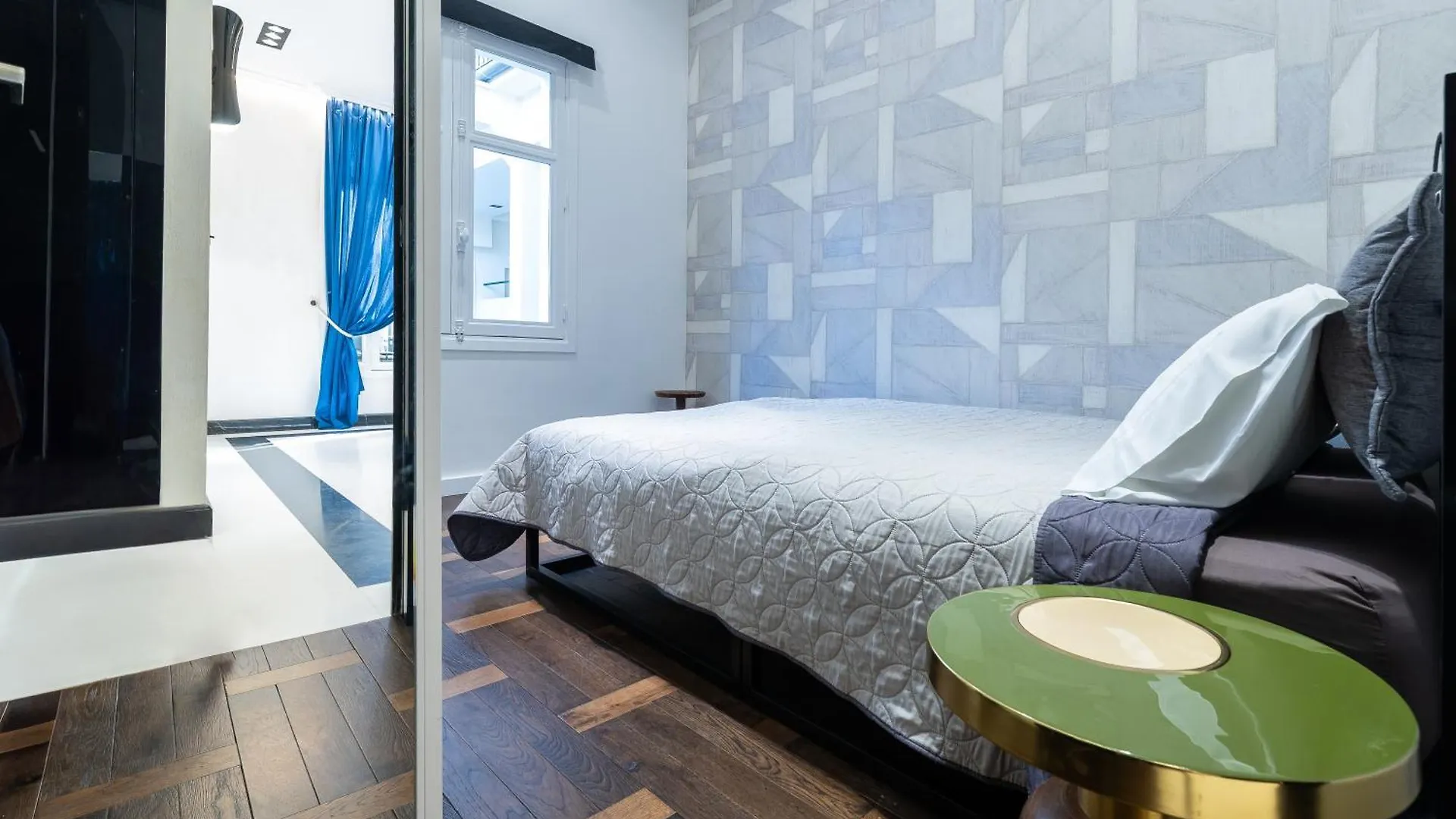 110 M2 Golden Square, Renovated, 20Metres Croisette, Parking Private Lejlighed Cannes 0*,  Frankrig