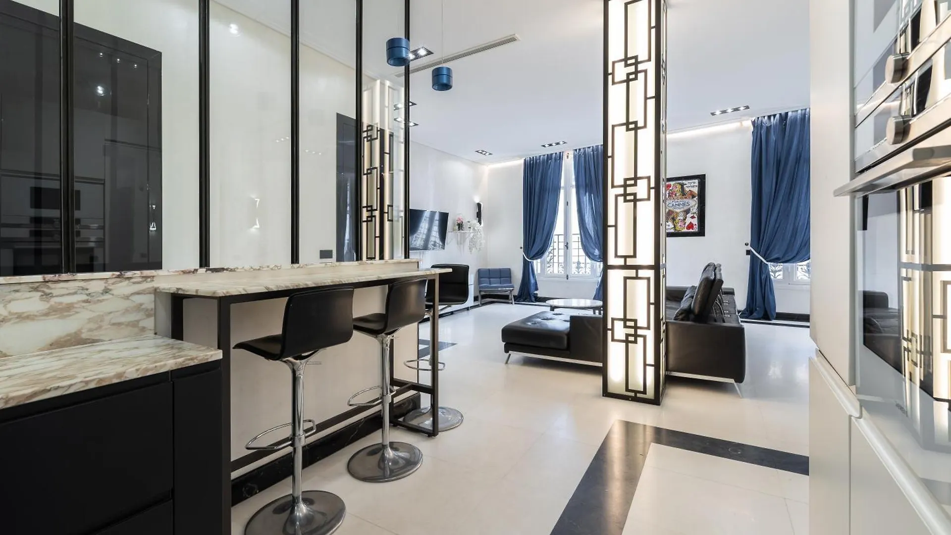 110 M2 Golden Square, Renovated, 20Metres Croisette, Parking Private Lejlighed Cannes