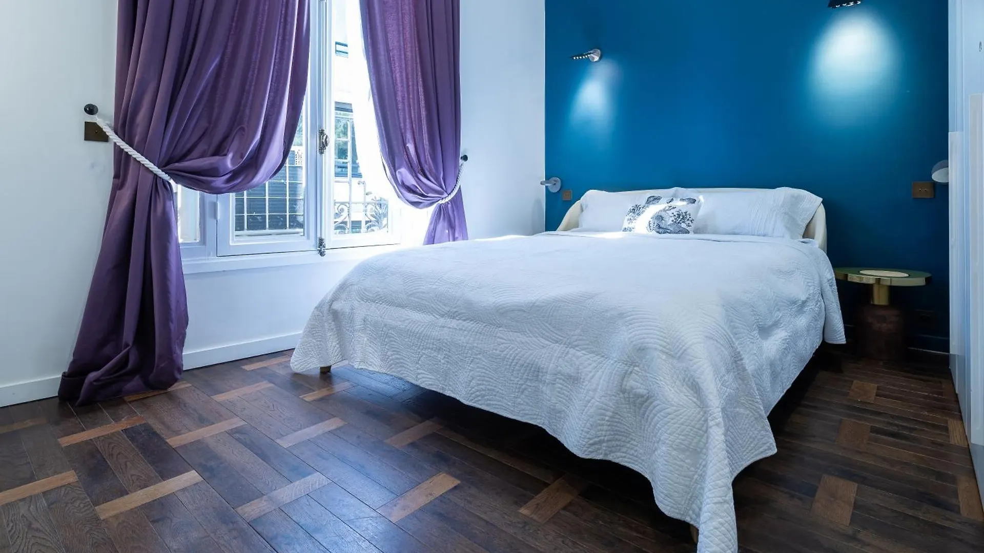 110 M2 Golden Square, Renovated, 20Metres Croisette, Parking Private Apartment Cannes